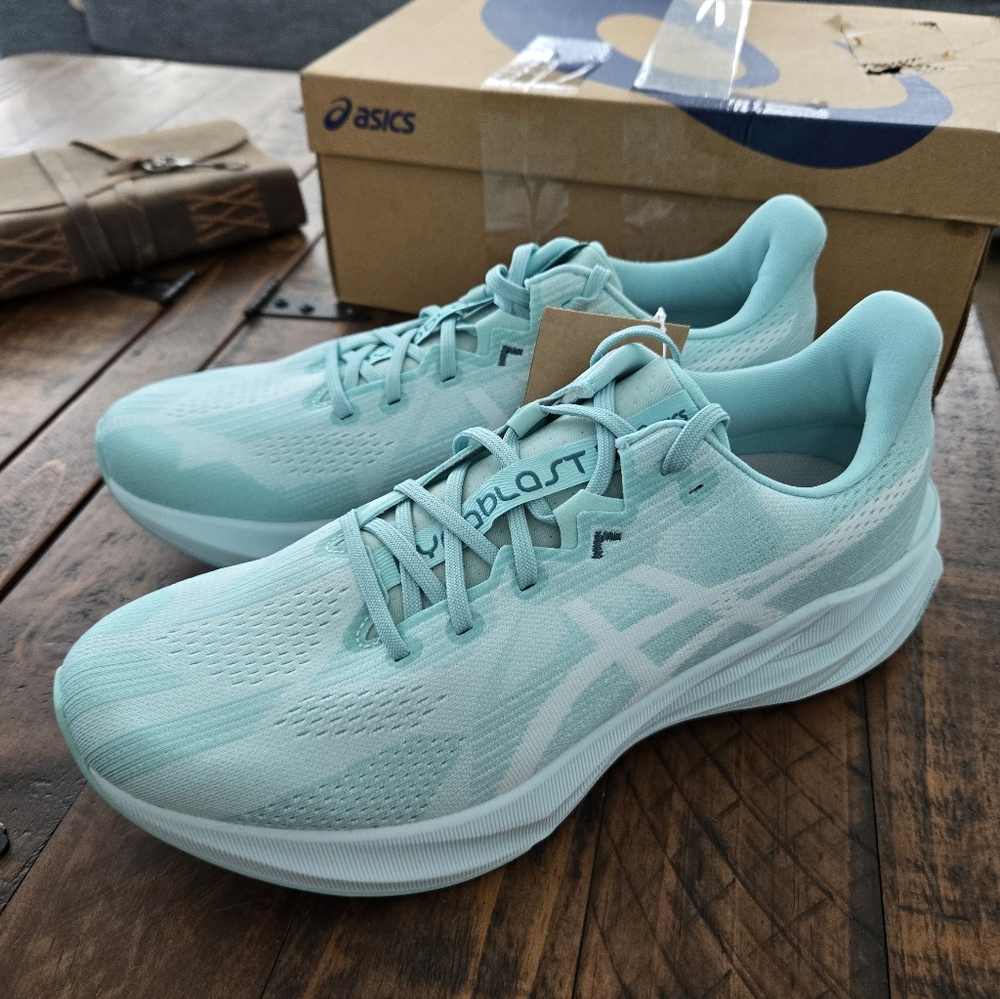 Asics Women's Light Teal Athletic Running Shoes